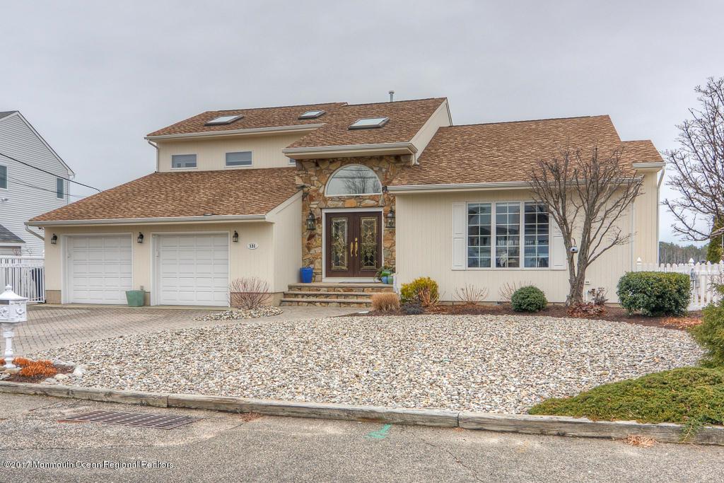 131 Royal Drive - Photo 1