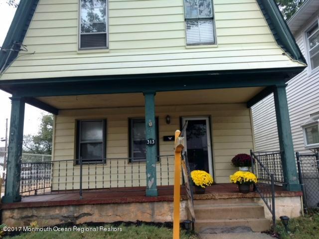 313 Main Street - Photo 1
