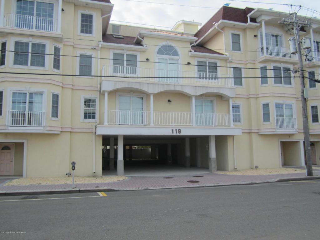 119 Dupont Avenue - Photo 1