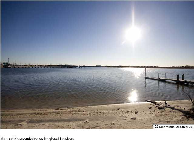429 Bayside Terrace - Photo 1