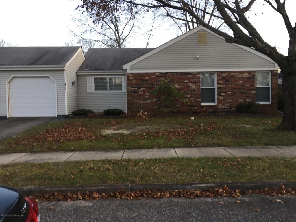 5 Dogwood Court - Photo 1