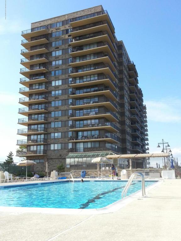 55 Ocean Avenue - Photo 1