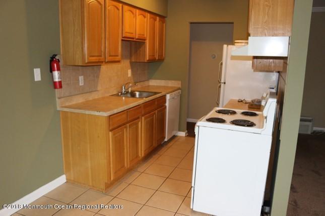 59 Stonehurst Boulevard - Photo 1