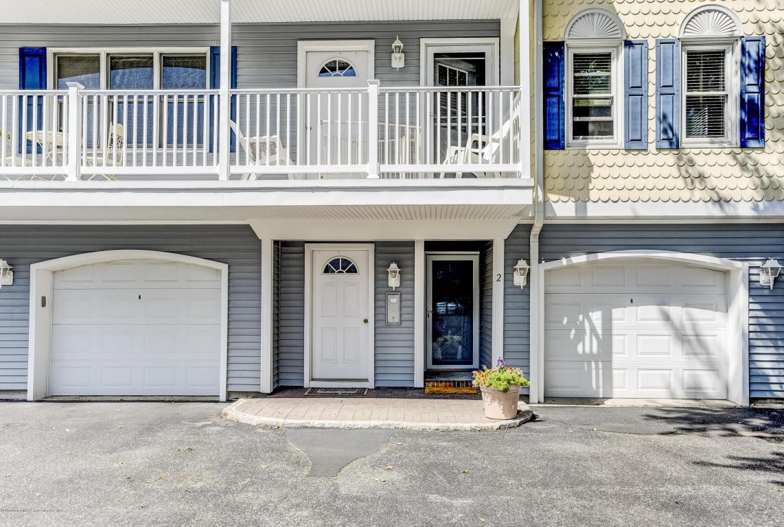 216 Ocean Park Avenue - Photo 1