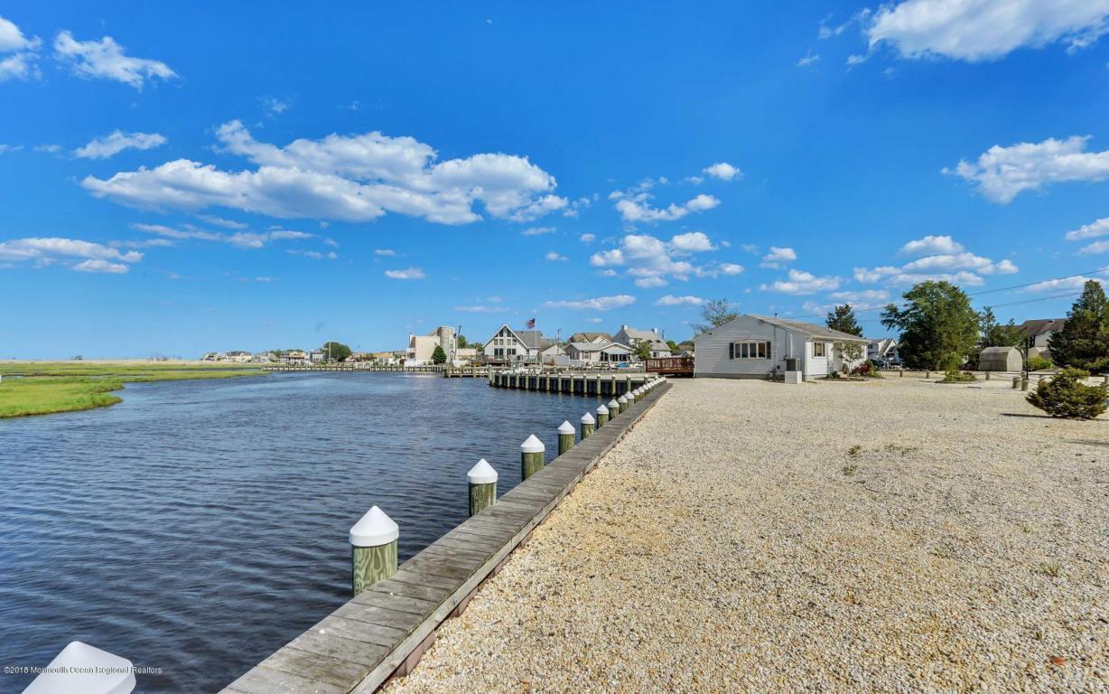 909 Preble Drive - Photo 1