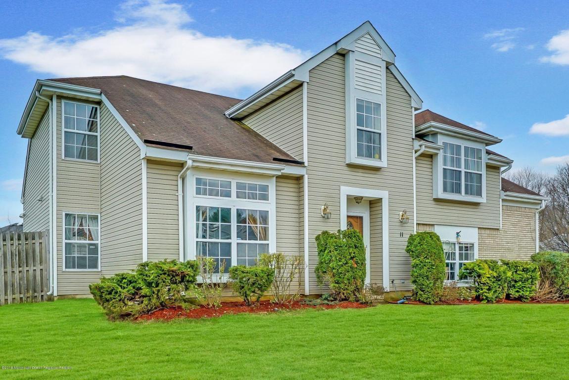 11 Kentucky Way - Photo 1