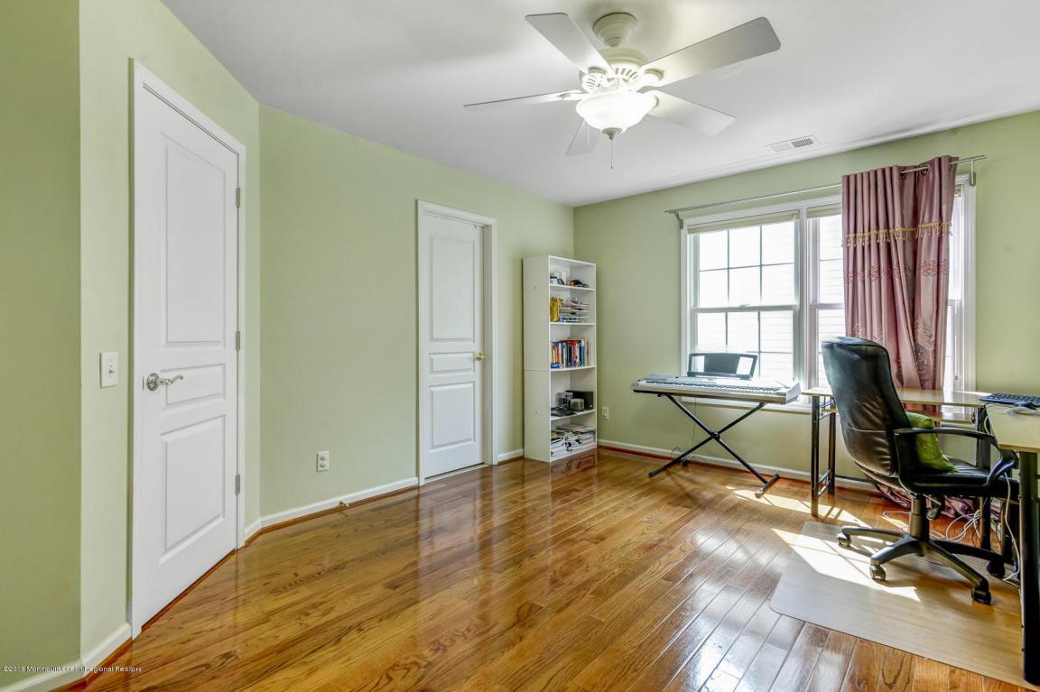171 Hickory Hill Boulevard - Photo 1
