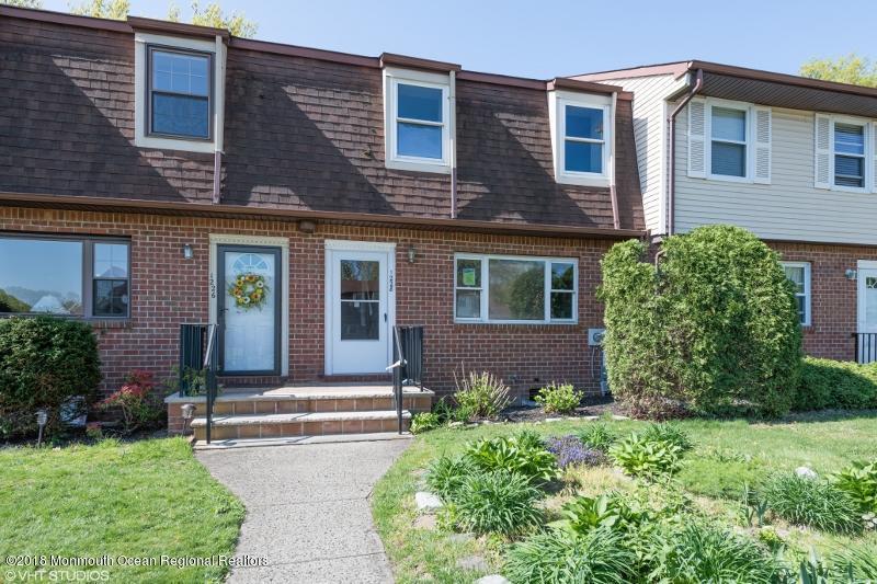 1228 Baylis Court - Photo 1