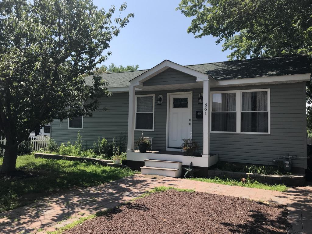 661 Bray Avenue - Photo 1