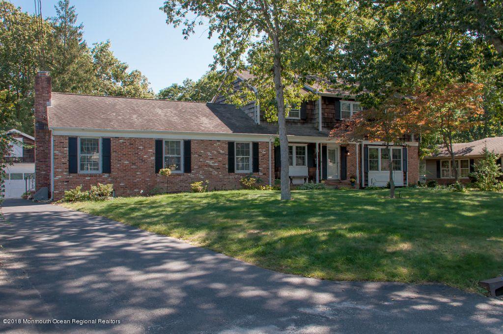 61 Glenmere Drive - Photo 1