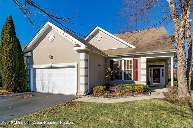 419 Golf View Drive - Photo 1