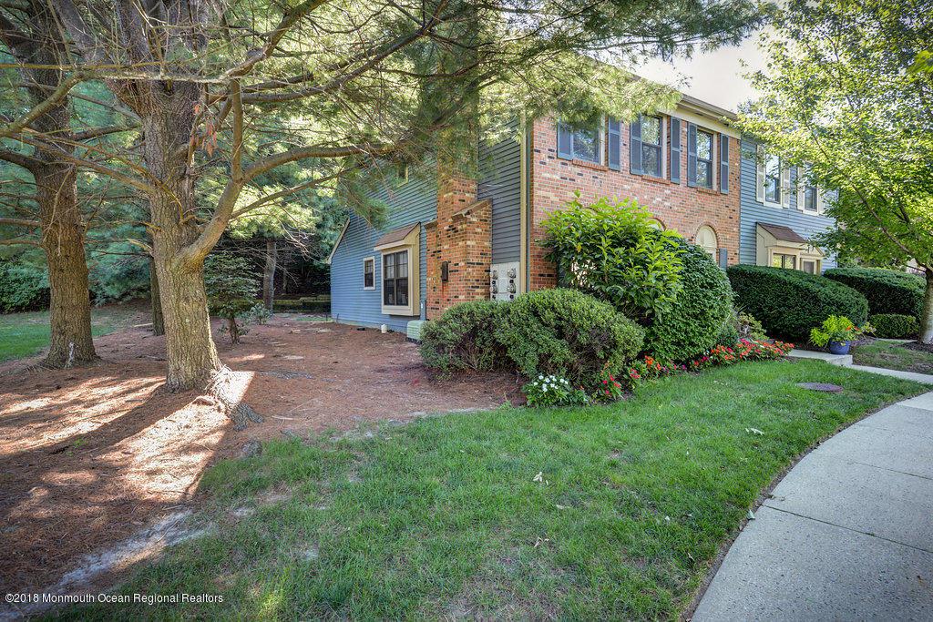 265 Gloucester Court - Photo 1