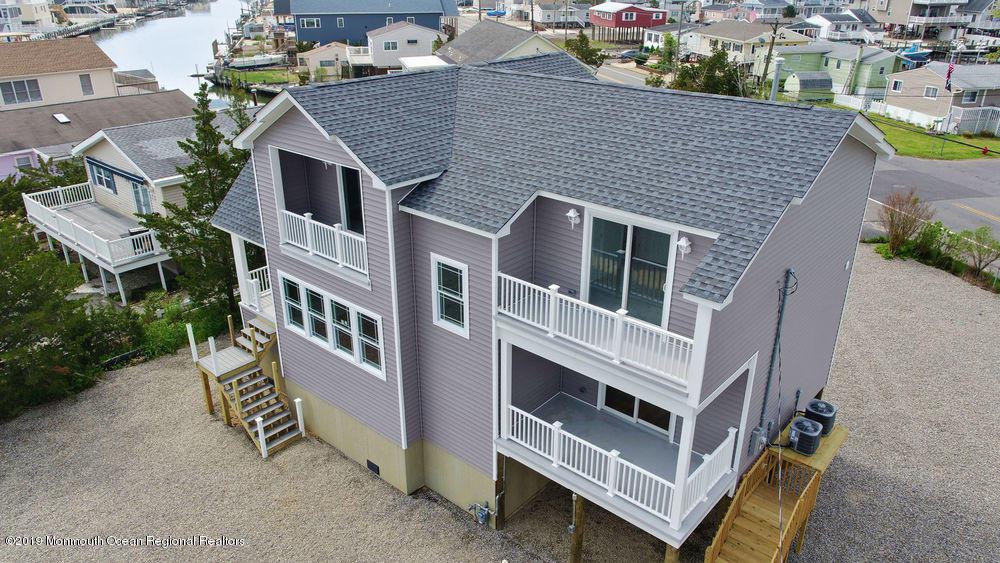 441 Anchor Avenue - Photo 1