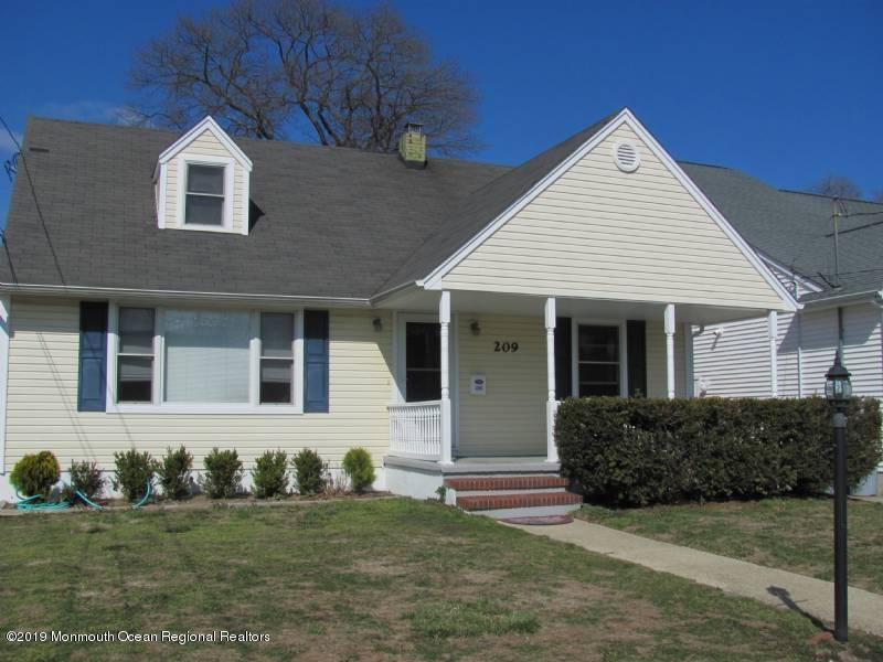 209 Niblick Street - Photo 1