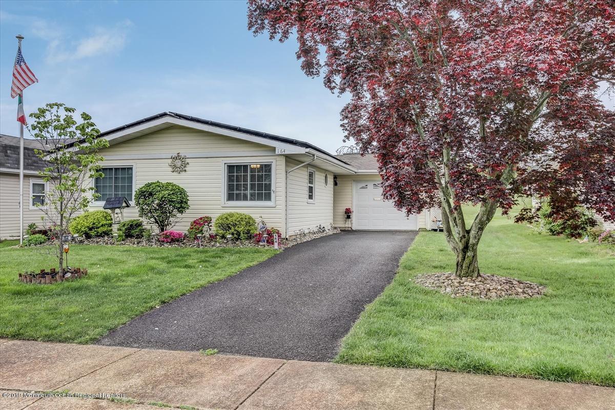 164 Central Boulevard - Photo 1