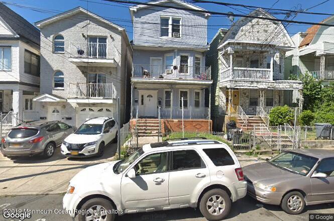 169 Wegman Parkway - Photo 1