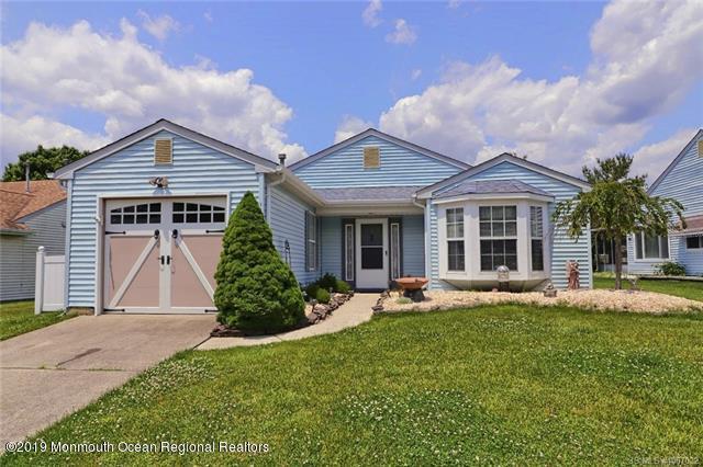 112 Mohican Lane - Photo 1
