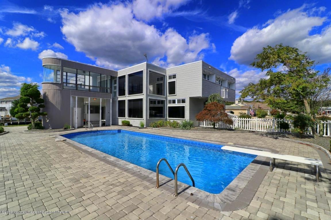 1110 Uranus Court - Photo 1