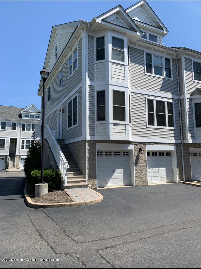 610 Park Avenue - Photo 1