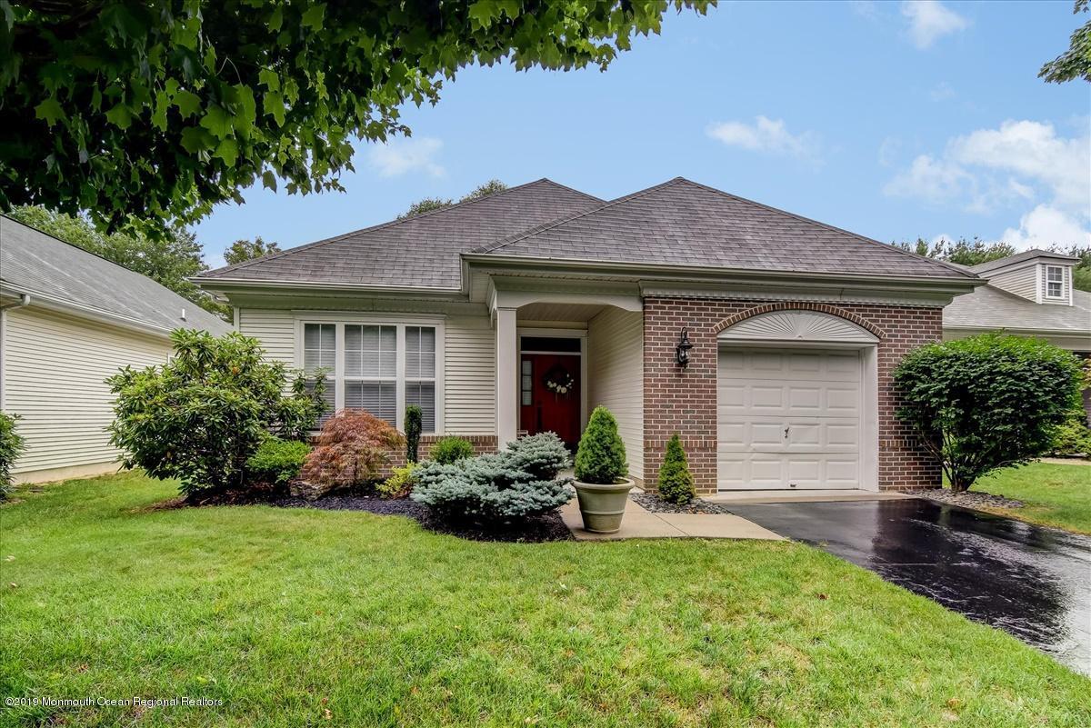 38 Spring Meadow Drive - Photo 1