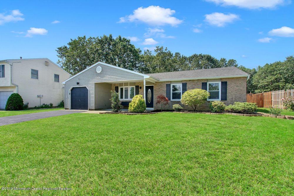 20 Bayberry Court - Photo 1