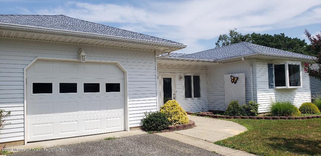 10 Wojtyla Court - Photo 1