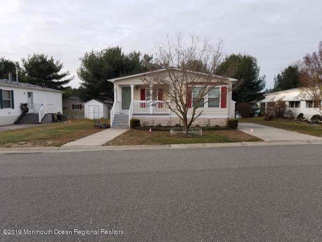 709 Evergreen Court - Photo 1