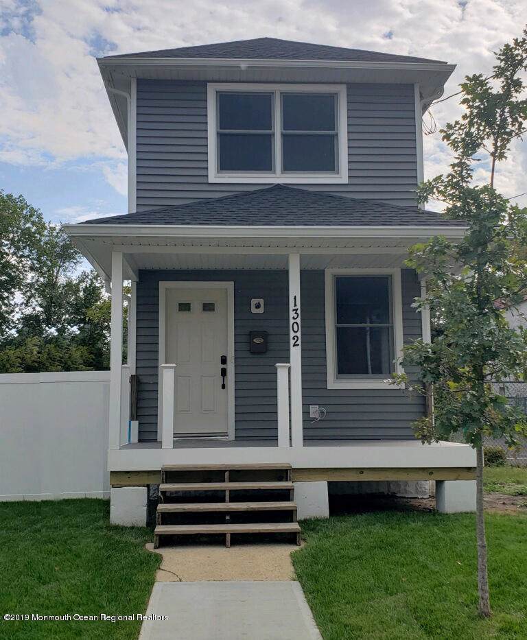 1302 Washington Avenue - Photo 1