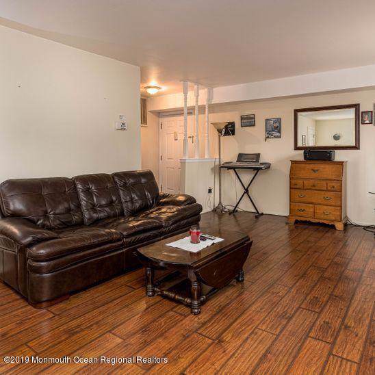 1218 Wellington Place - Photo 1