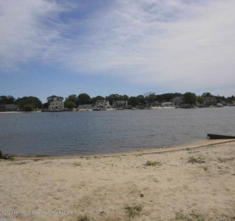 23 Bay Way - Photo 1