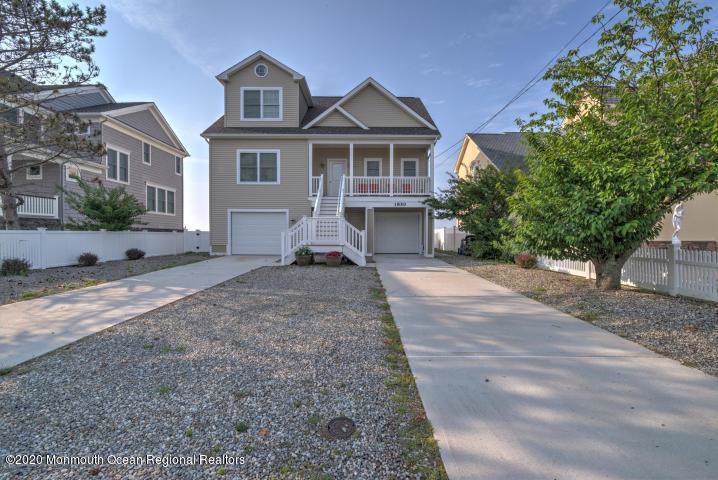 1850 Boat Point Drive - Photo 1