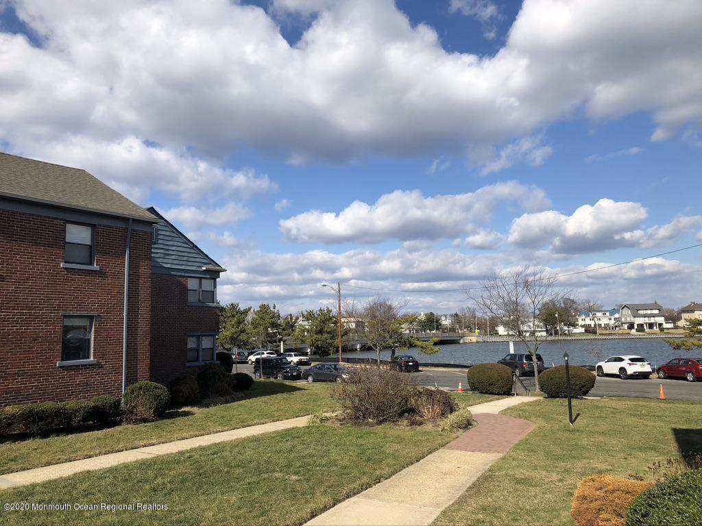 304 Deal Lake Drive - Photo 1