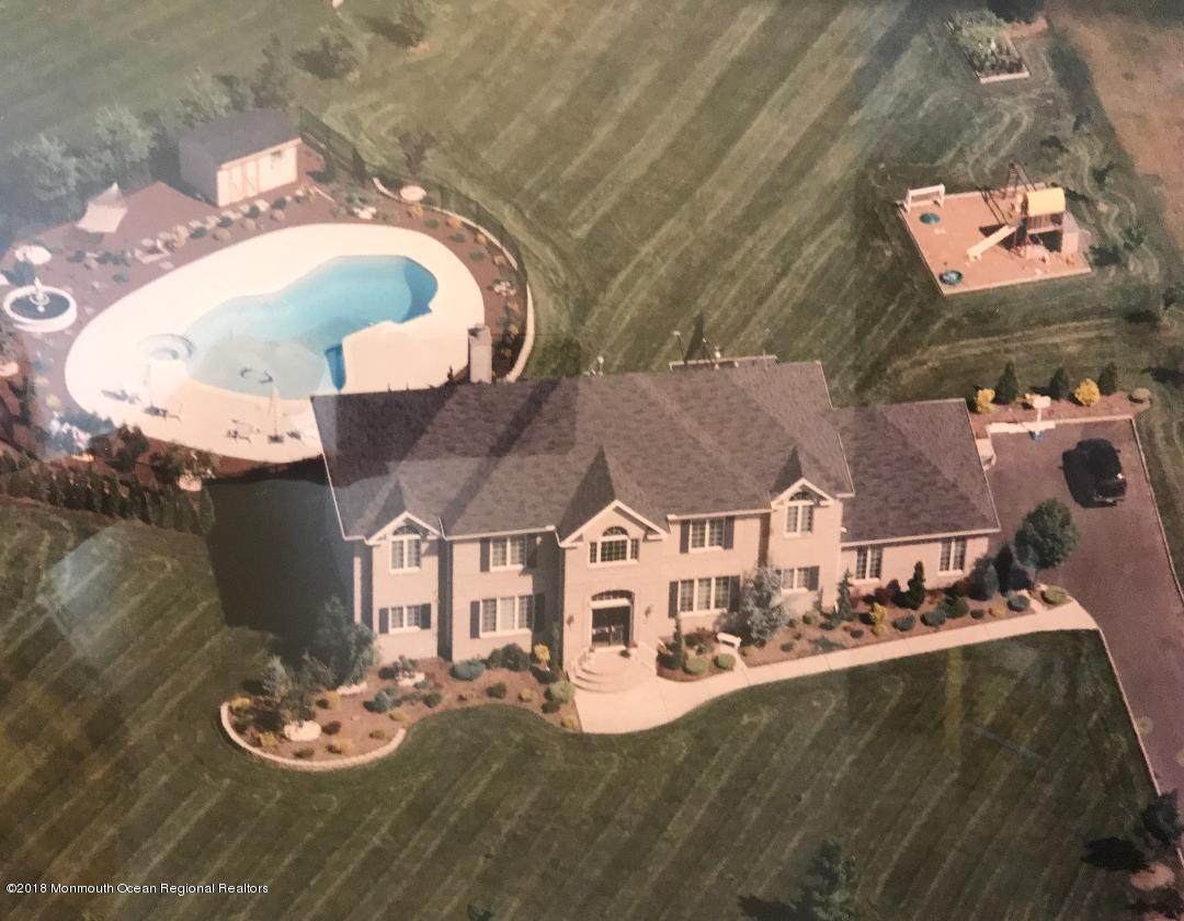 16 Burgundy Drive - Photo 1