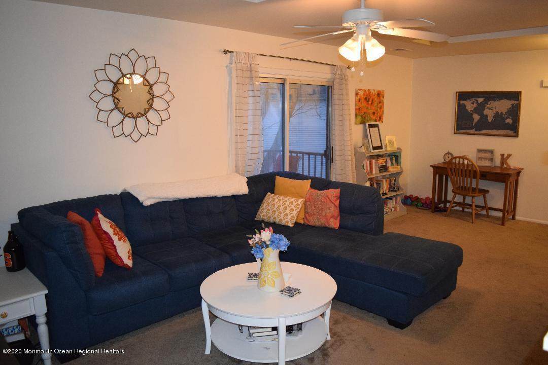 1606 Main Street - Photo 1