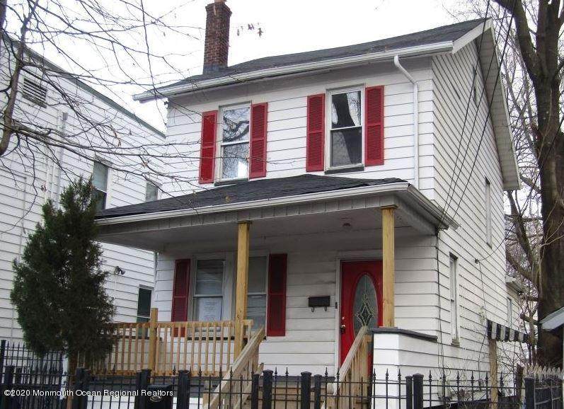 160 Sunset Avenue - Photo 1