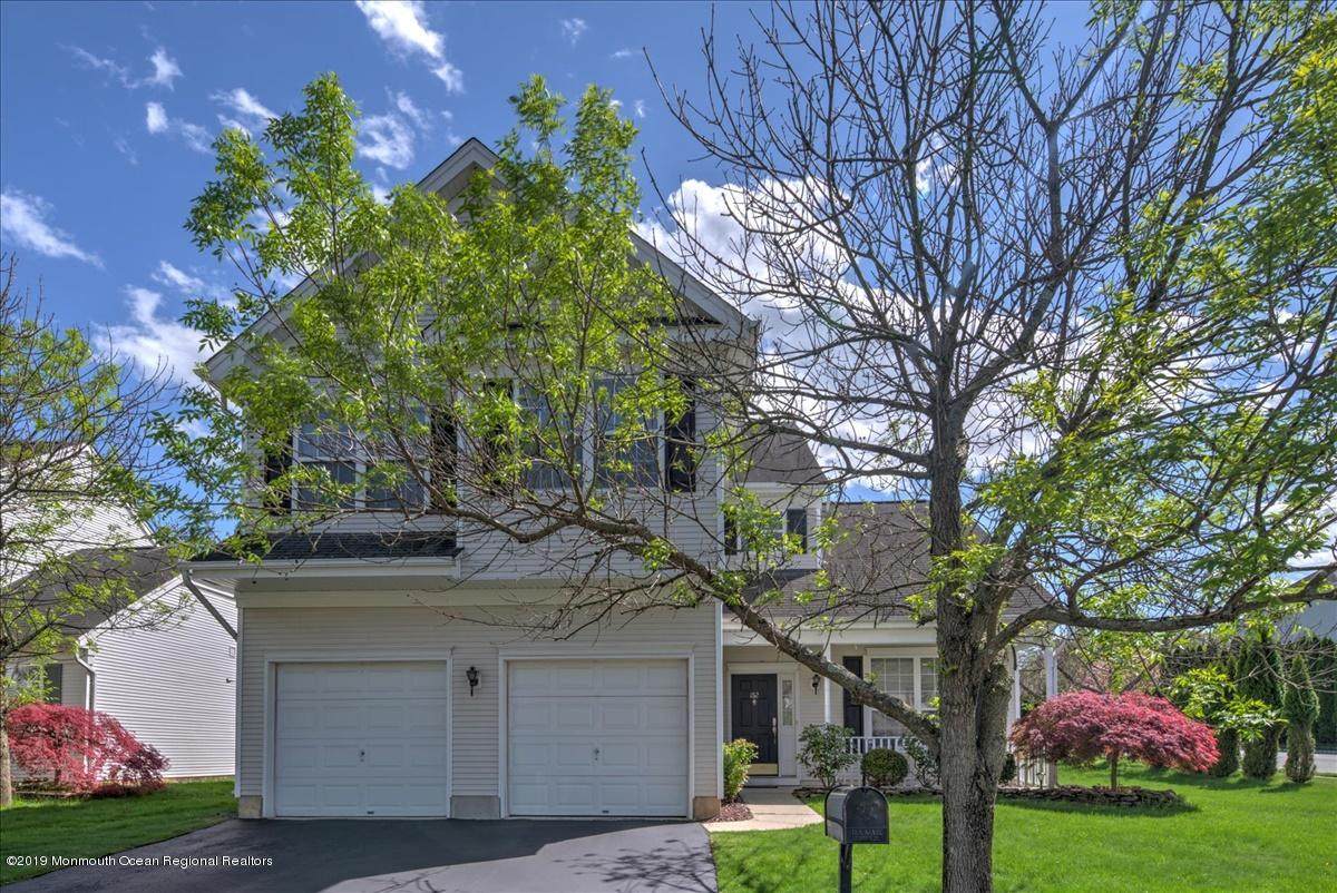 152 Woodcliff Boulevard - Photo 1