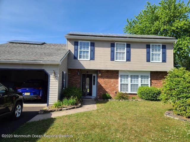 8 Compass Lane - Photo 1