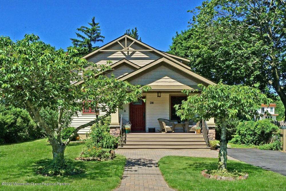 216 Lewis Street - Photo 1