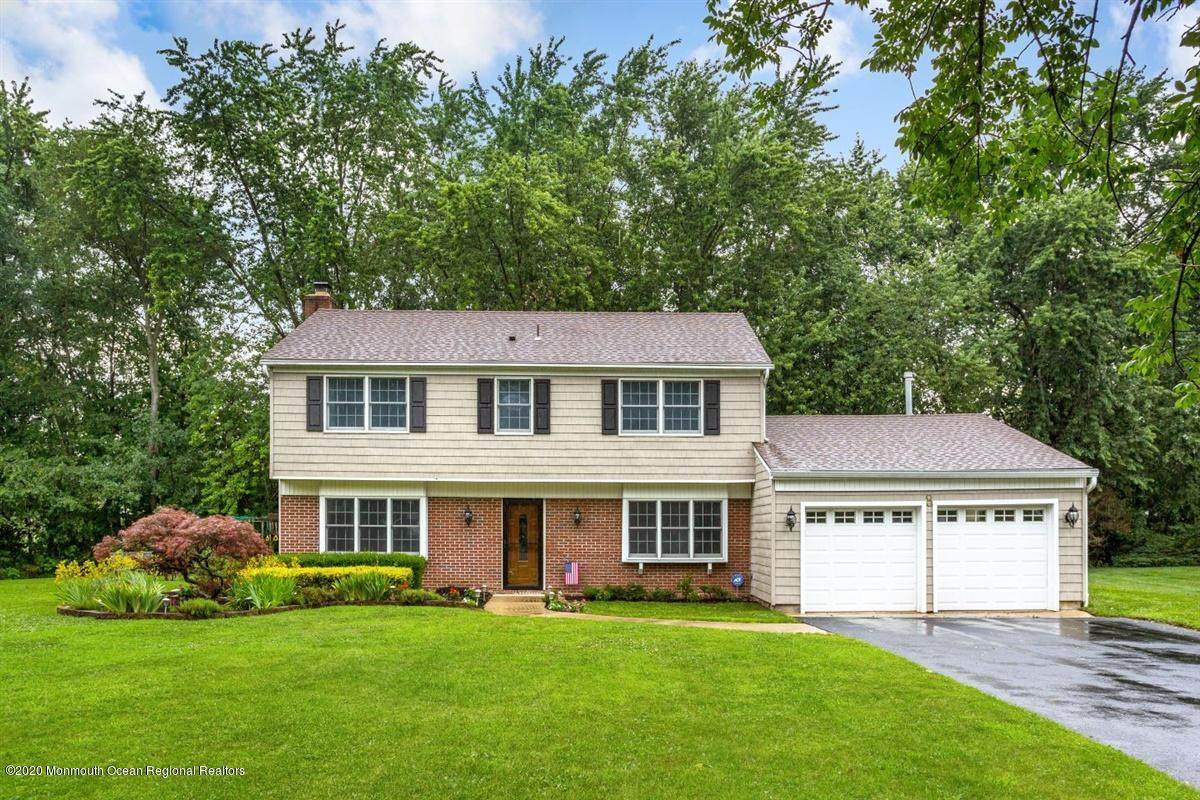 8 Wayne Court - Photo 1