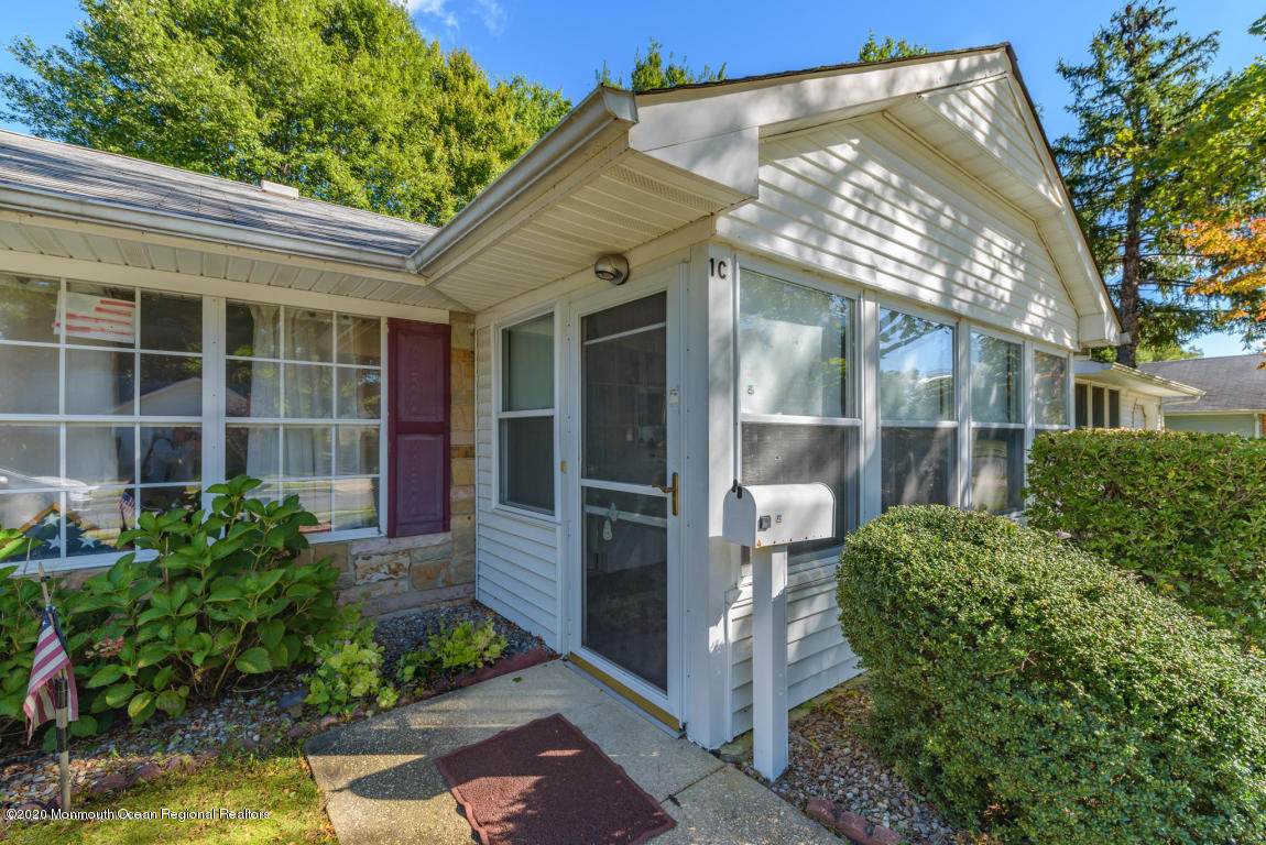 1C Carnation Drive - Photo 1