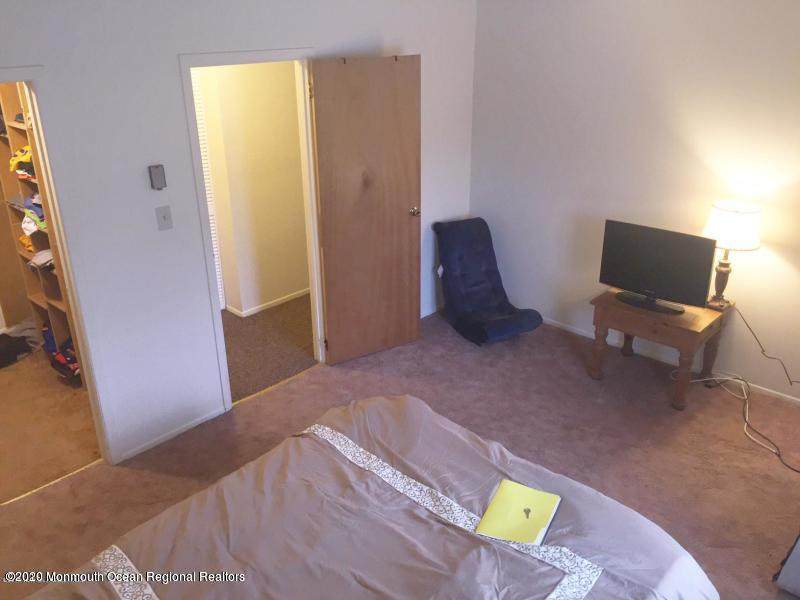 4 Northrup Drive - Photo 1