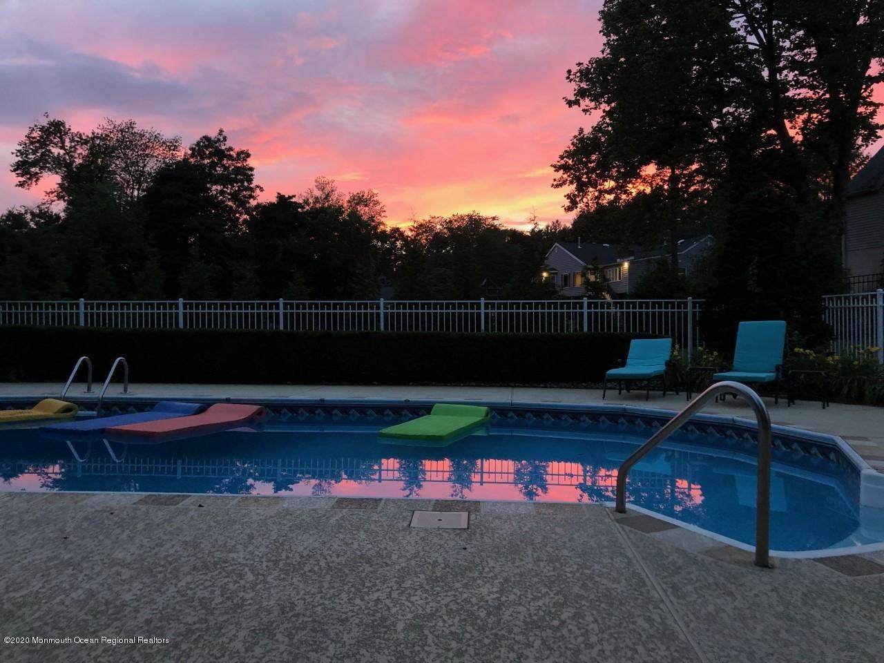 555 Oak Hill Road - Photo 1