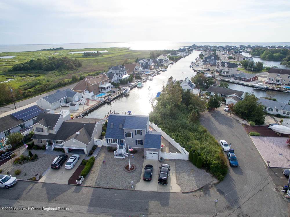 1003 Peaksail Point - Photo 1