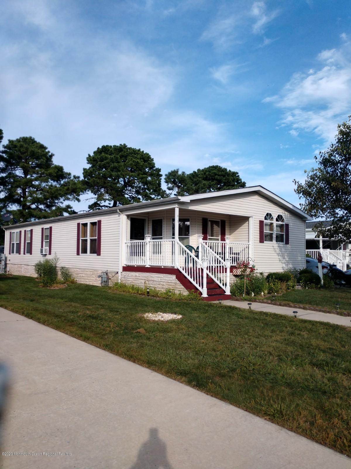 910 Oak Ridge Terrace - Photo 1