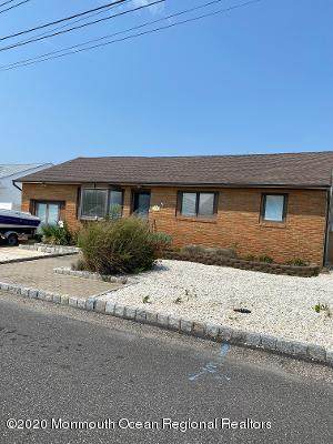 3418 Thistle Avenue - Photo 1