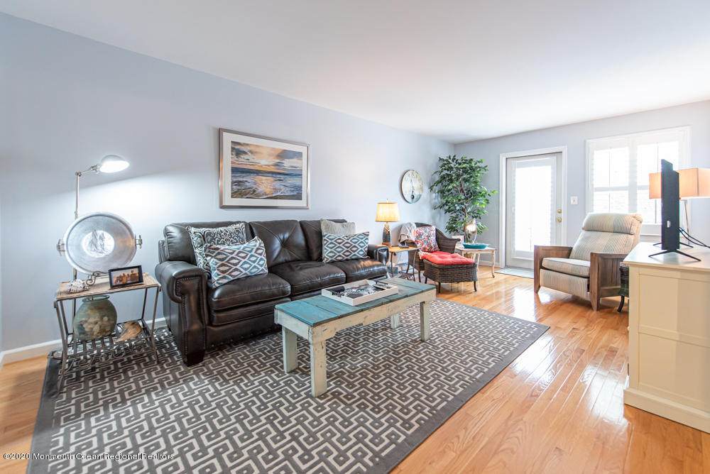 66 Whitefield Avenue - Photo 1