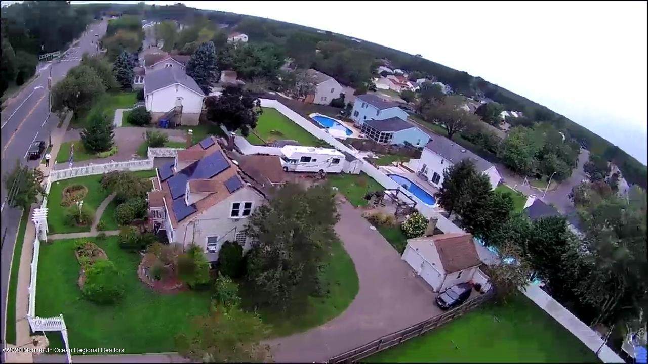 1114 Old Freehold Road - Photo 1