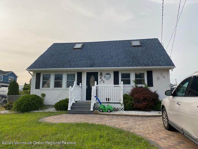 402 Whyatt Court - Photo 1