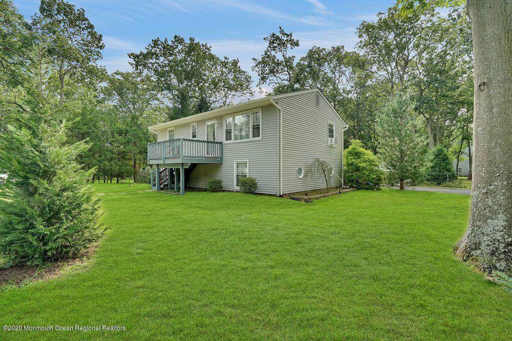 252 Clearstream Road - Photo 1
