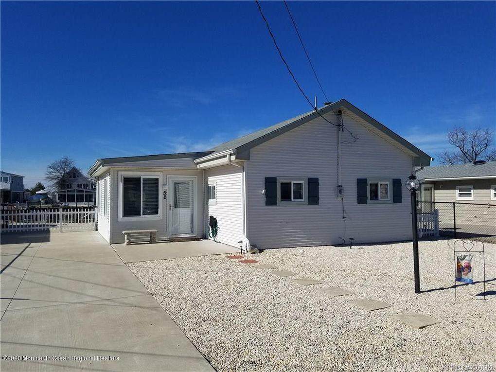 52 Lake Michigan Drive - Photo 1